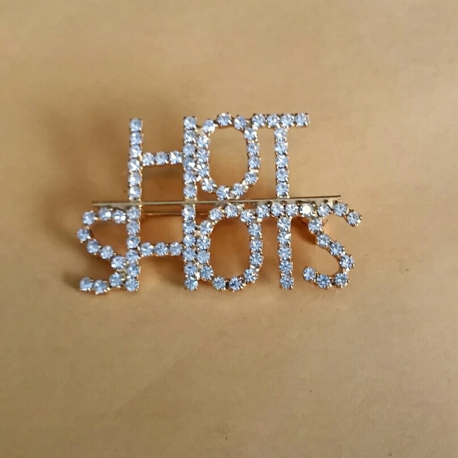 Pureunique Faux Diamond Brooche. 0